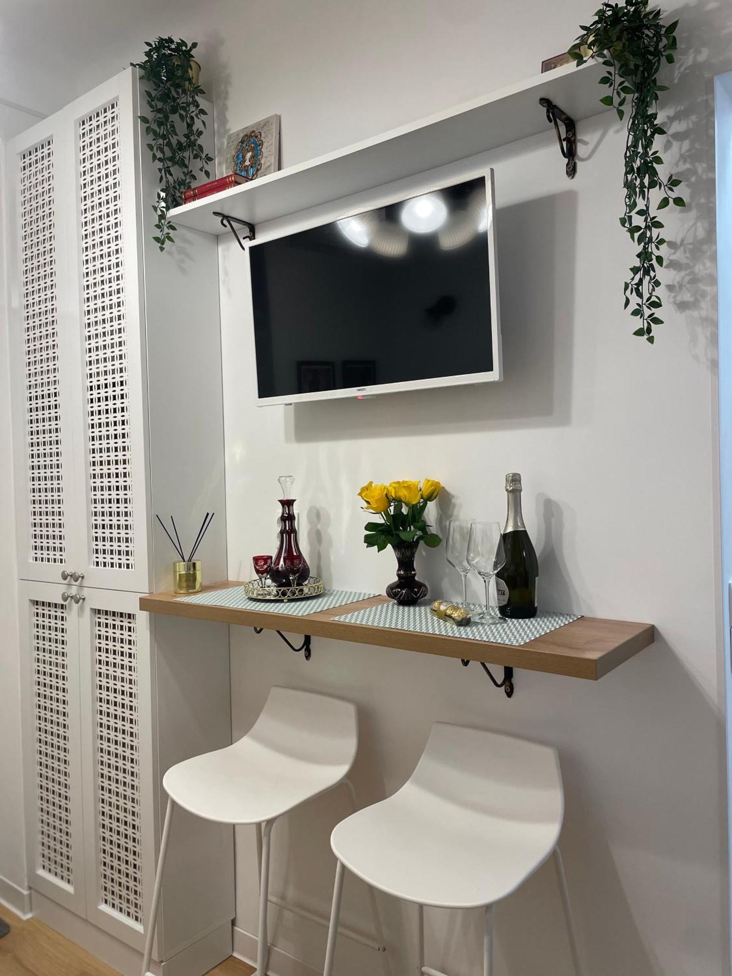 Studio Alice Romana Square Apartment Bucharest Luaran gambar