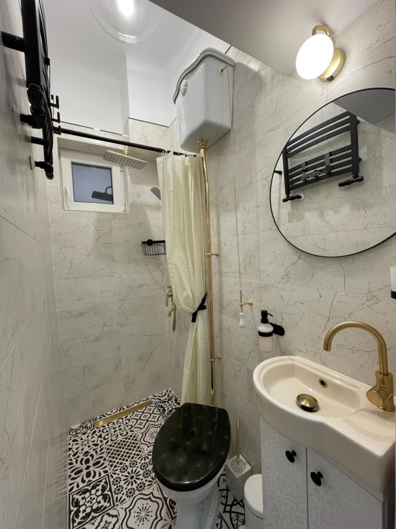 Studio Alice Romana Square Apartment Bucharest Luaran gambar