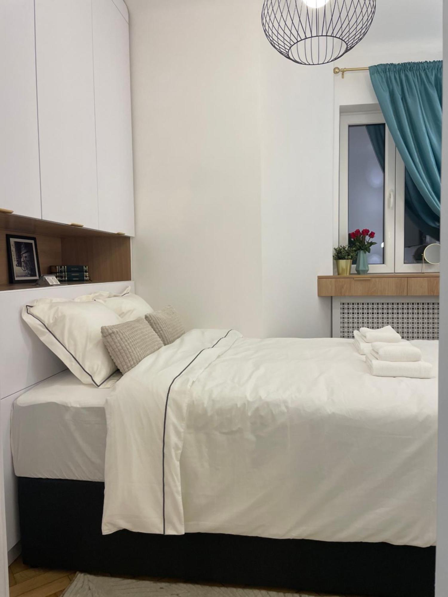 Studio Alice Romana Square Apartment Bucharest Luaran gambar